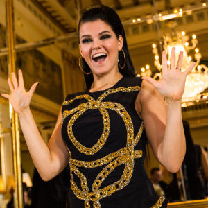 Saara Aalto UMK18-lehdistötilaisuudessa. 