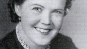 Mirjam Helin 1938 Mirjam Rokkanen-Helin ensikonsertin aikaan 1938.