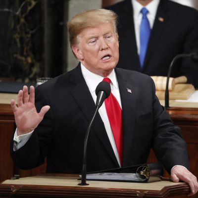 Donald Trump pitää Kansakunnan tila -puhetta.