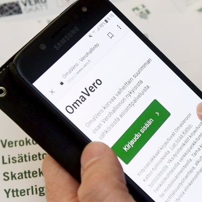 Sisäänkirjautuminen Omavero-sivulle Verohallinnon verkkosivuilla.