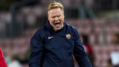 Ronald Koeman skriker.