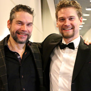 Basso Petri Lindroos tuli kuuntelemaan poikansa baritoni Kristian Lindroosin kilpailusuoritusta.