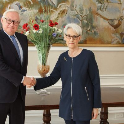 Sergei Rjabkov ja Wendy Sherman.