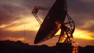 En antenn i Goldstone som ingår i Deep Space Network. En antenn i Goldstone som ingår i Deep Space Network.
