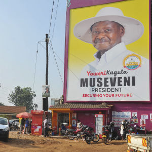Valreklam i huvudstaden Kampala för den sittande presidenten Yoweri Museveni. 