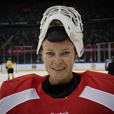 Noora Räty potretti