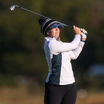 Matilda Castren seuraa palloa golfin LPGA-kiertueen kisassa lokakuussa 2021.
