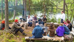 Råmossa Lodge erbjuder kunderna naturupplevelser i de vackra Illbyskogarna. råmossa lodge