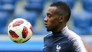 Blaise Matuidi är tillbaka efter att ha varit avstängd i kvartsfinalen. Blaise Matuidi är tillbaka efter att ha varit avstängd i kvartsfinalen.