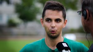 Åländska förstärkningen Emil Andersson gjorde EIF:s mål mot Klubi 04. Emil Andersson intervjuas av Yle Västnylands Bubi Asplund.