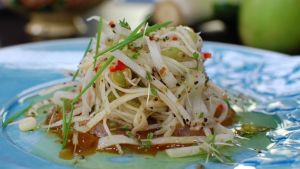 Fräsch groddsallad med rimmad sik Fräsch groddsallad med rimmad sik