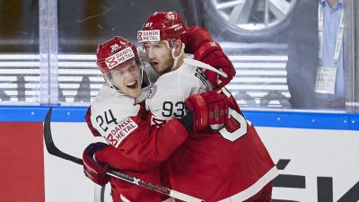Nikolaj Ehlers och Peter Regin jublar.