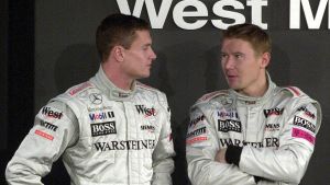 David Coulthard och Mika Häkkinen under de framgångsrika McLaren-åren. David Coulthard och Mika Häkkinen.