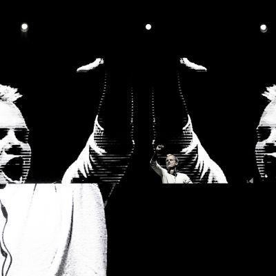DJ Avicii keikalla Lissabonissa toukokuussa 2016.