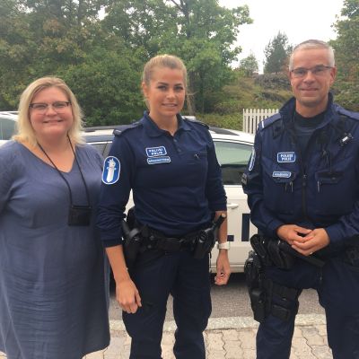 Tre poliser i Helsingfors. 