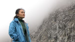 Ngima Doma Sherpa arbetar för andra gången i Tyrolen.
