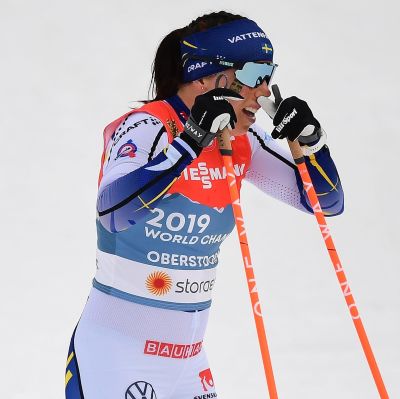 Charlotte Kalla fick inte alls till det i VM-stafetten i Oberstdorf.