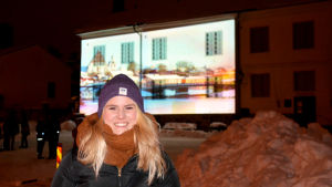 Isabella Törner var tagen av ljusskådespelen i Borgå. Ljusfestivalen i Borgå - Borgå ljus 2021