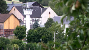 Vakttornet som byggdes 1974, ett år efter den enda lyckade "republikflykten" i Mödlareuth Vakttornet i Mödlareuth