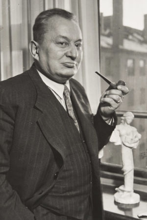 Aarre Merikanto 1950-luvun alussa. Sibelius-Akatemian sävellyksen professori Aarre Merikanto 1950-luvun alussa.