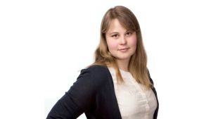 Journalisterna Annica Lindström (på bilden) och Lina Laurent har stått i spetsen för Grävgruppen och Amos arv. Annica Lindström