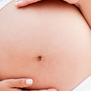 En gravid kvinnas mage