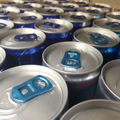 Energiajuomatölkkejä