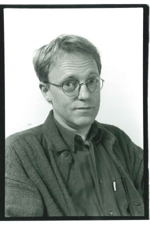 Dramatikern och regissören Joakim Groth 1995. regissören Joakim Groth på ett foto från 1995.
