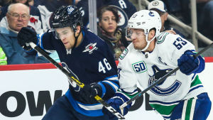 Joona Luoto NHL-debuterade mot Vancouver. Joona Luoto i Winnpet Jets.