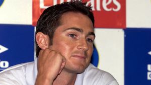 I juni 2001 kritade West Hams Frank Lampard på för Chelsea. I juni 2001 kritade West Hams Frank Lampard på för Chelsea.