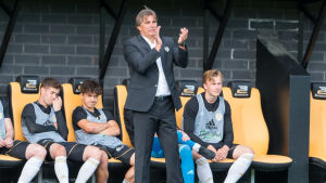 Alexei Eremenko Sr tränar SJK. Alexei Eremenko tog sin första seger som tränare för SJK.
