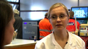 HelmiSimpukan Niina Lyytisen mukaan kaikelle lihalle ei löydy kotimaista vastinetta. Helmisimpukka -ketjun kehityspäällikkö Nina Lyytinen
