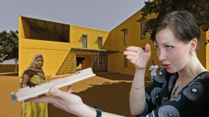 Arkkitehti Saija Hollmén suunnittelemansa naisten turvatalon Kwiecon edessä Tansaniassa.