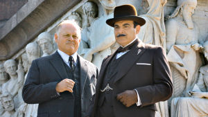 hercule poirot; kortit pöydällä, yle tv1