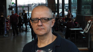 Säveltäjä Juhani Nuorvala.
