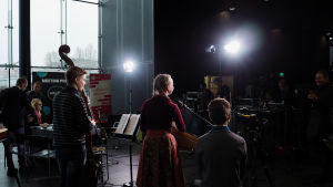 Trio Mooses Kuloniemi, Viola Uotila ja Vinski Syrjänen Kantapöydässä 27.1.2016. Trio Mooses Kuloniemi, Viola Uotila ja Vinski Syrjänen Kantapöydässä 27.1.2016.