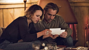 Etsivät Ani Bezzerides (Rachel McAdams) ja Ray Velcoro (Colin Farrell) kohtaavat True Detectiven toisella tuotantokaudella. True Detective -sarjan toinen tuotantokausi, etsivät Ani Bezzerides (Rachel McAdams) ja Ray Velcoro (Colin Farrell)