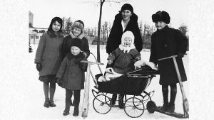 Tuomas Haapanen ja muita lapsia 1920-luvulla
