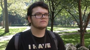 Evan Jackewicz är skeptisk till Hillary Clintons utrikespolitiska meriter. Evan Jackewicz, student vid Pratt Institute