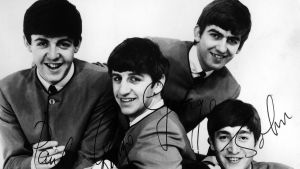 The Beatles -yhtye promootiokuvassa