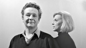 Farföräldrarna Lasse Pöysti och Birgitta Ulfsson var båda prisbelönta skådespelare. Skådespelarparet Pöysti och Ulfsson 1966.