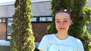 Lotta Linjala går i högstadiet i Winellska skolan i Kyrkslätt. Lotta Linjala.