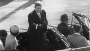 John F. Kennedy avoautossa virkaanastujaispäivänä 20.1.1961