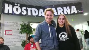Christer Romberg och Melanie Nybergh som deltog bland 500 andra ungdomar i Höstdagarna i Toijala intervjuades av Nina Österholm Porträtt av Christer Romberg och Melanie Nyberg