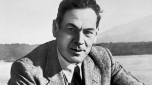 Historia: Stalinin vakooja. Mestarivakooja Richard Sorgen tarina on kertomus rakkaudesta, luottamuksesta ja petoksesta.