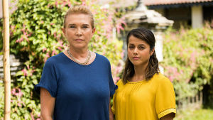 Lääkärit Lydia Fonseca (Amanda Redman) ja Ruby Walker (Amrita Acharia). Brittidraama intialaisen sairaalan toiminnasta.