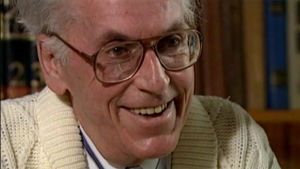 Lennart Meri blev 1992 Estlands första ambassadör i Finland efter ockupationen. Posteringen blev kortvarig. Han valdes samma år till president. Lennart Meri.