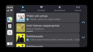 Näkymä auton äänijärjestelmästä, jossa on Ylen kuunneltavia ohjelmia.