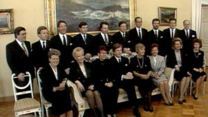 Esko Ahon hallitus 1990-luvulla