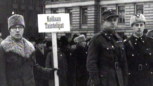 talvisodan sotilaita itsenäisyyspäivän paraatissa 1940